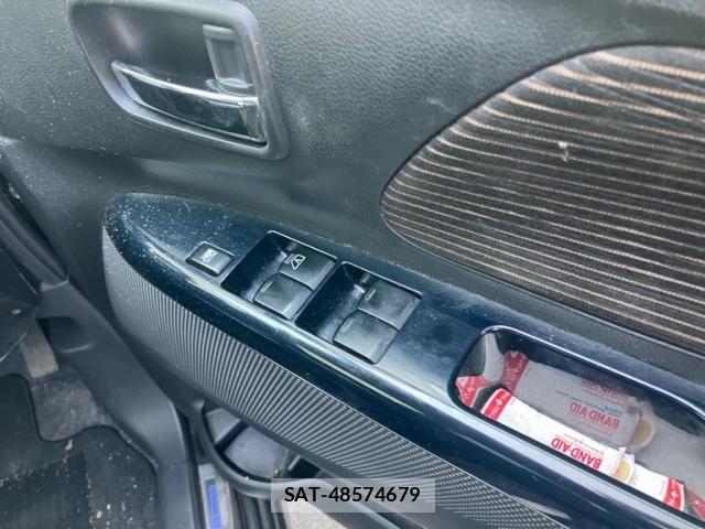 Mitsubishi EK CUSTOM 2013-09 8561760-9