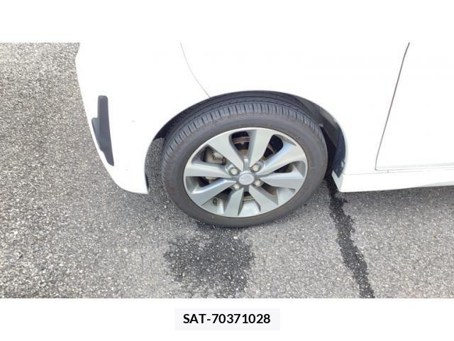 Mitsubishi EK CUSTOM 2014-02 8828836-2