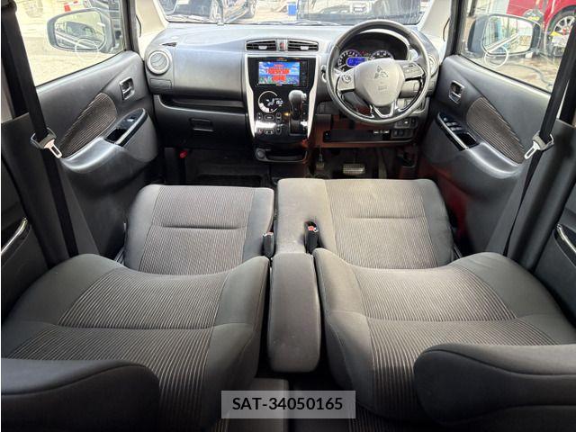 Mitsubishi EK CUSTOM 2018-03 8828835-5