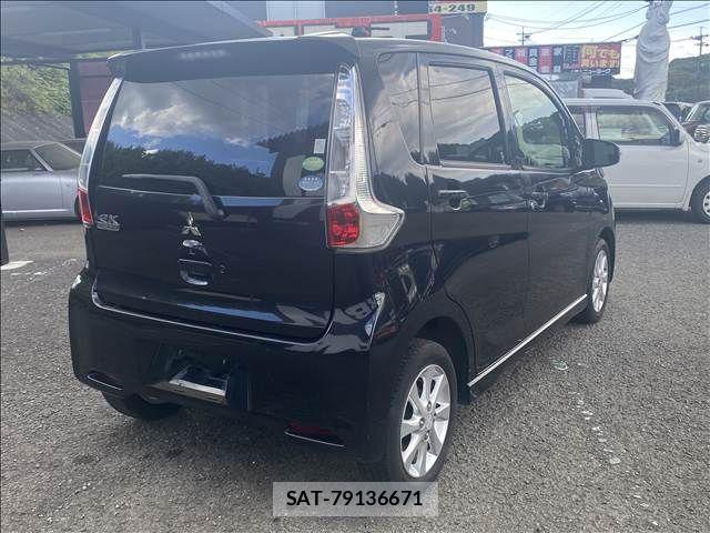 Mitsubishi EK CUSTOM 2013-06 8828837-1