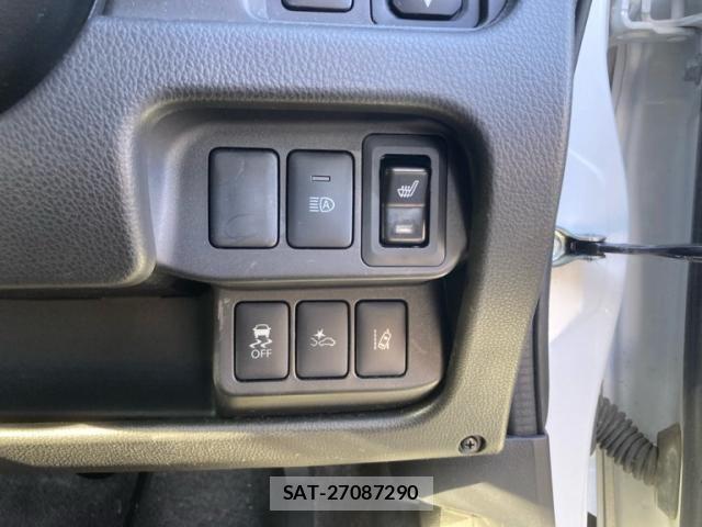 Mitsubishi EK CUSTOM 2019-06 7217845-17