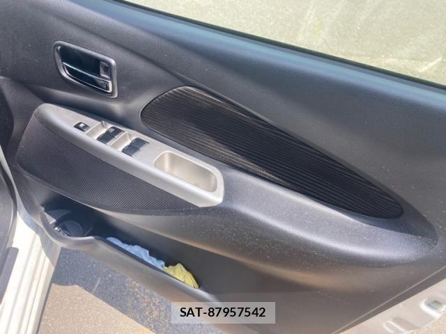 Mitsubishi EK CUSTOM 2013-08 7326837-11