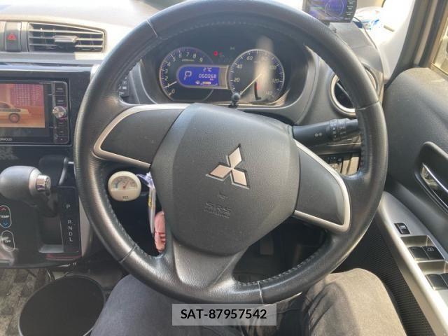 Mitsubishi EK CUSTOM 2013-08 7326837-16