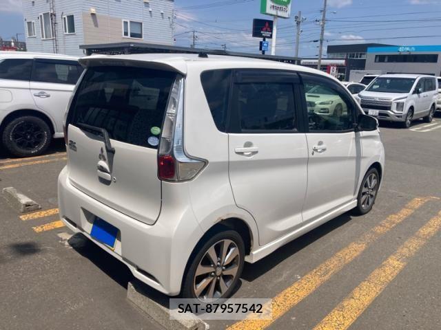 Mitsubishi EK CUSTOM 2013-08 7326837-3