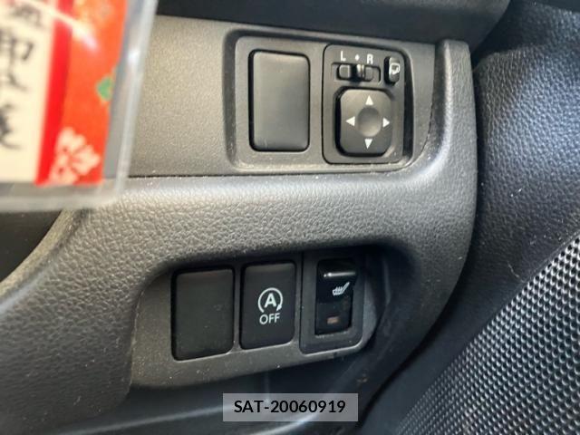 Mitsubishi EK CUSTOM 2013-07 8229758-9