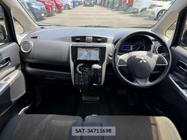 Mitsubishi EK CUSTOM 2013-11 8245118-1
