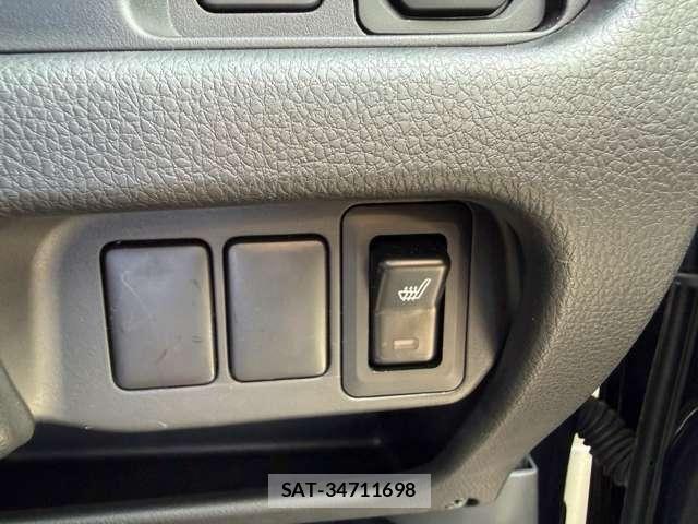Mitsubishi EK CUSTOM 2013-11 8245118-19