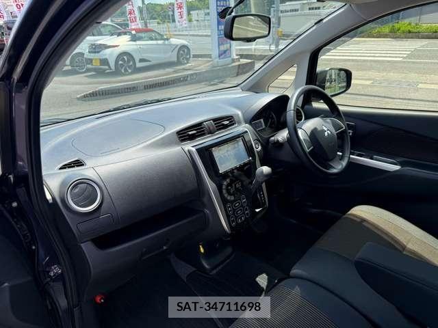 Mitsubishi EK CUSTOM 2013-11 8245118-8