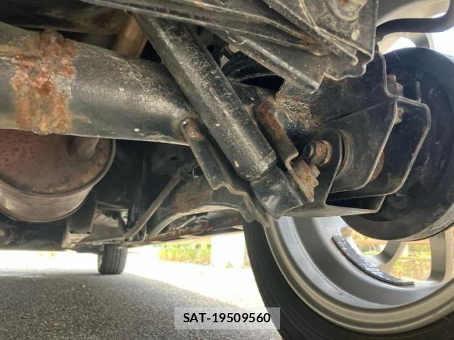 Mitsubishi EK CUSTOM 2013-08 8561762-11