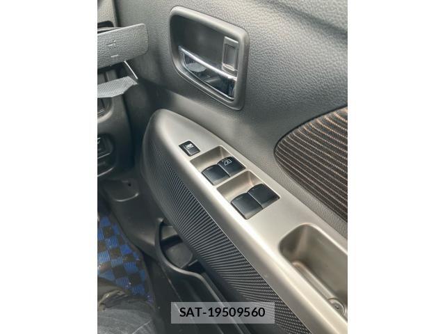 Mitsubishi EK CUSTOM 2013-08 8561762-20