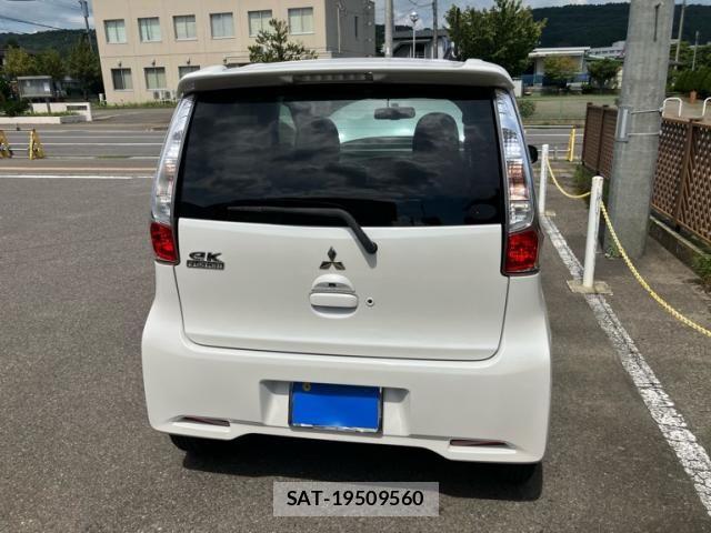 Mitsubishi EK CUSTOM 2013-08 8561762-3