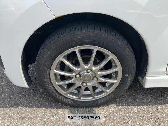 Mitsubishi EK CUSTOM 2013-08 8561762-6