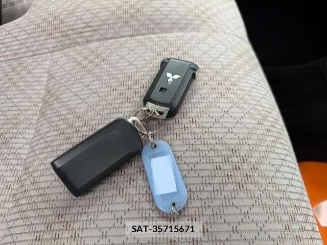 Mitsubishi EK SPACE 2017-09 812151-15