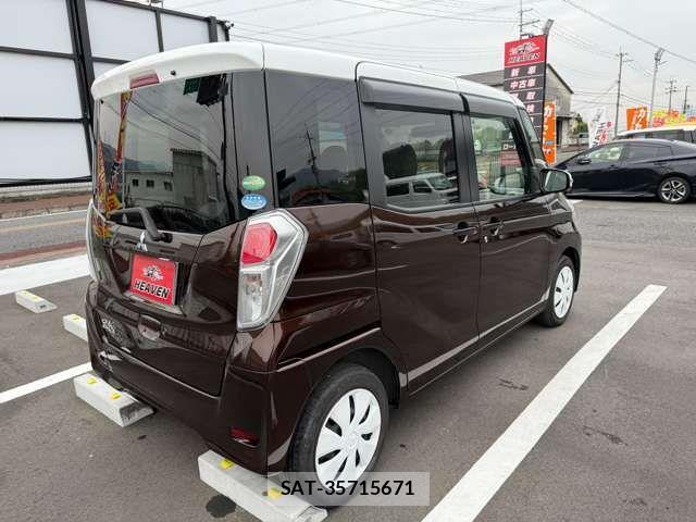 Mitsubishi EK SPACE 2017-09 812151-6
