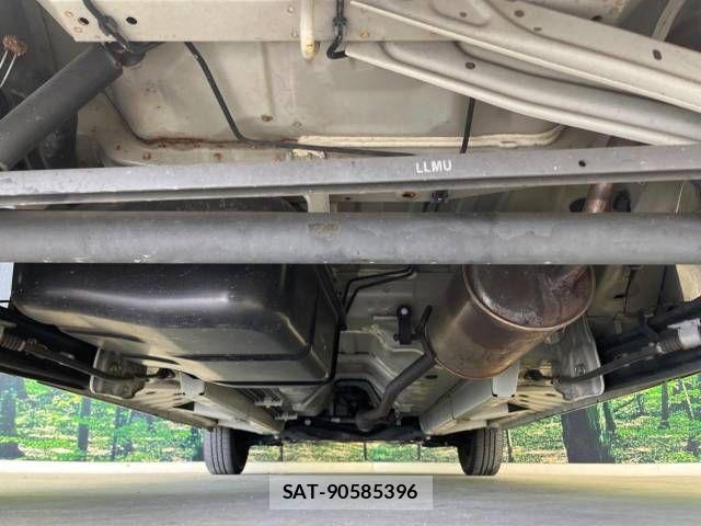 Mitsubishi EK SPACE 2017-03 923062-18