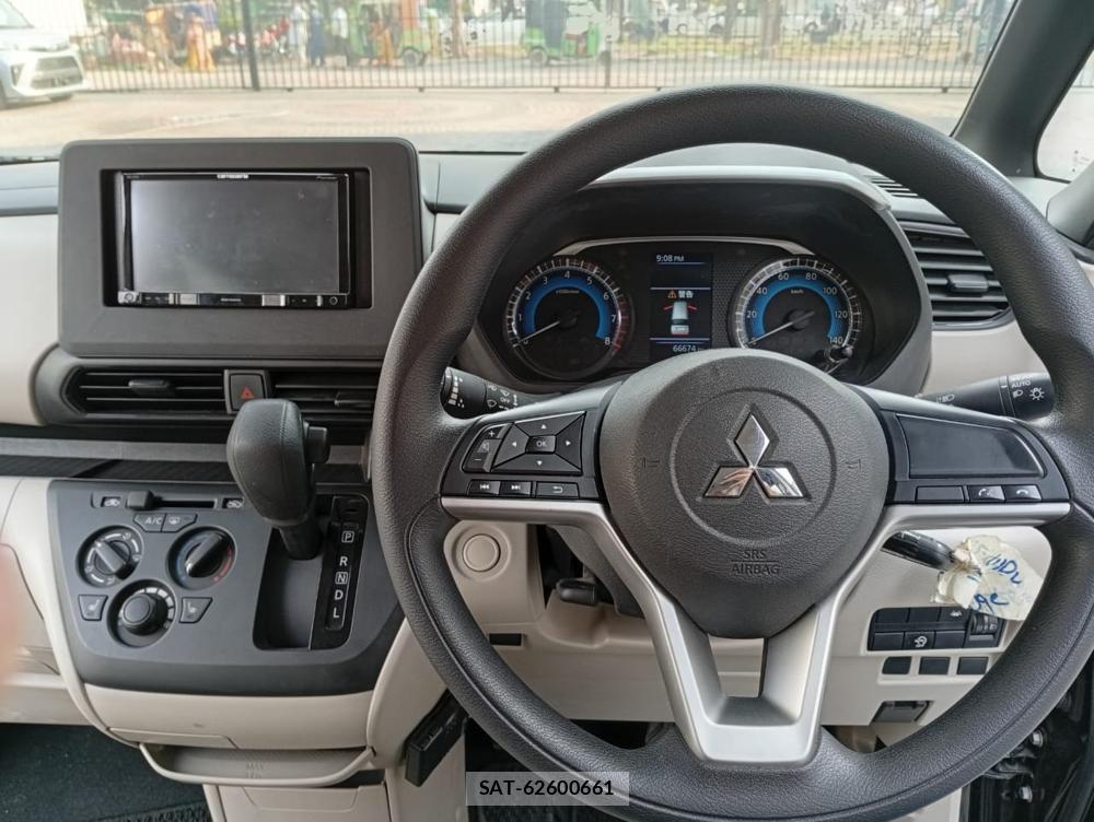Mitsubishi EK SPACE 2022-11 1185657-11