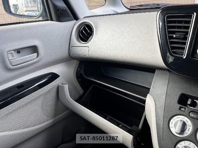 Mitsubishi EK SPACE 2017-09 6004434-16
