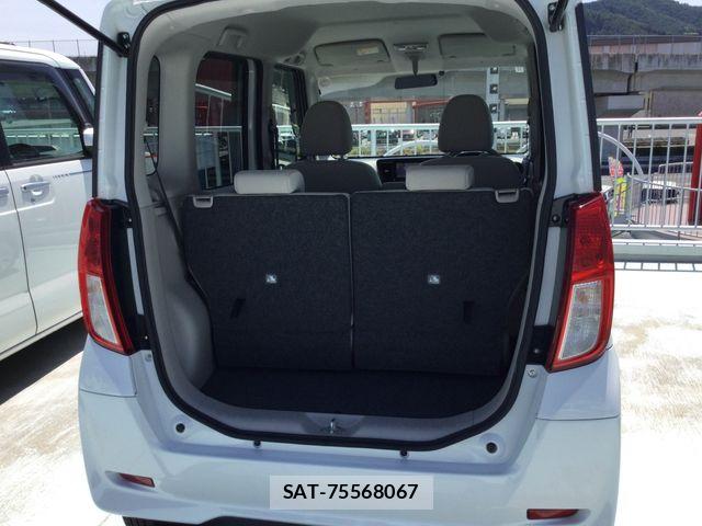 Mitsubishi EK SPACE 2016-11 6814780-15