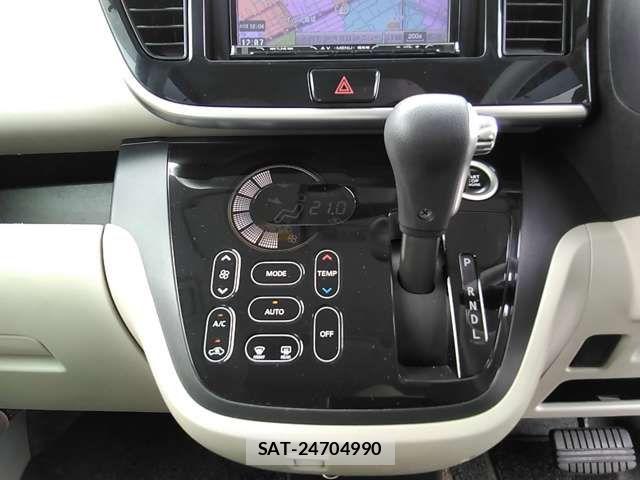 Mitsubishi EK SPACE 2014-05 7616309-17