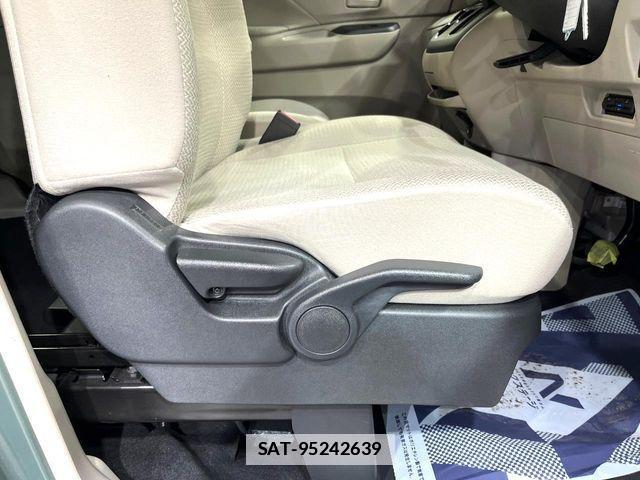 Mitsubishi EK SPACE 2023-12 7902552-6