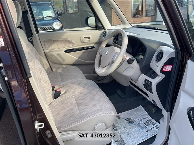 Mitsubishi EK SPACE 2018-01 8098975-11