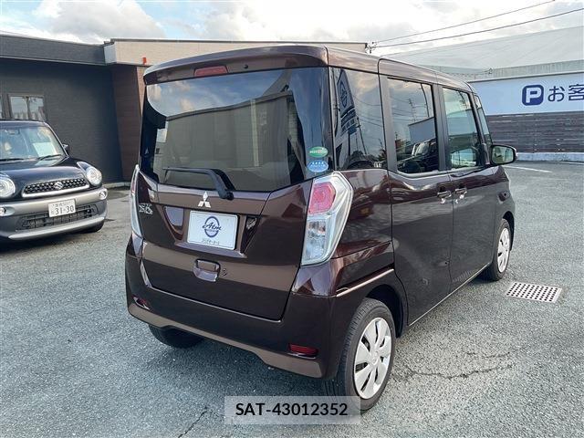 Mitsubishi EK SPACE 2018-01 8098975-4