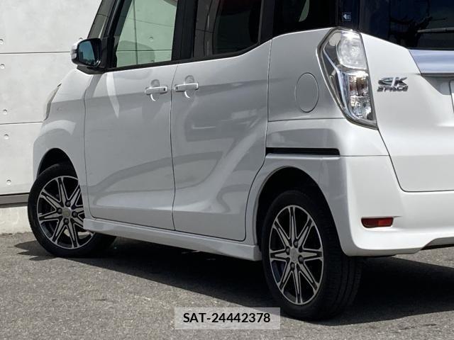 Mitsubishi EK SPACE 2018-01 8371619-14