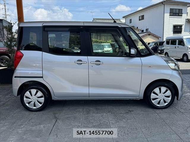 Mitsubishi EK SPACE 2016-08 8412142-10