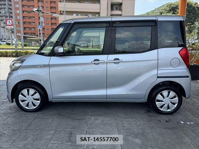 Mitsubishi EK SPACE 2016-08 8412142-11