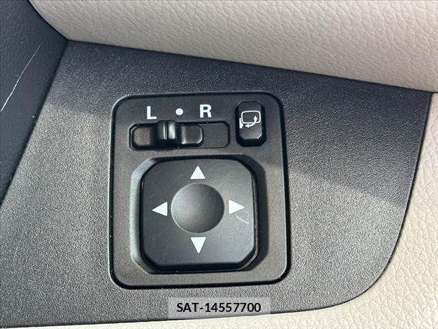 Mitsubishi EK SPACE 2016-08 8412142-19