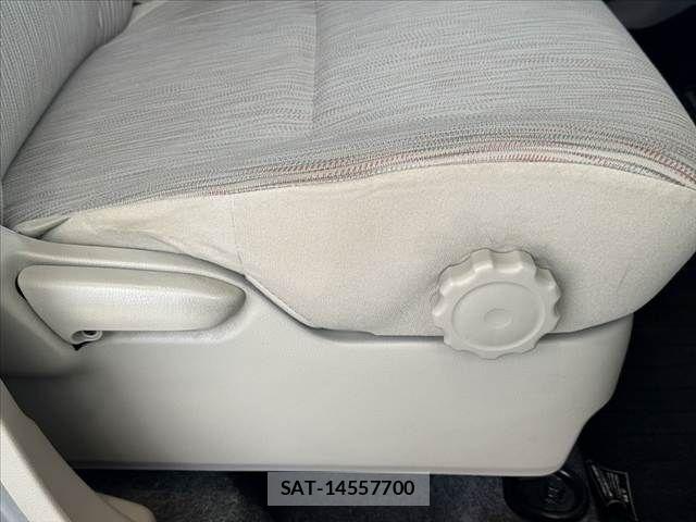 Mitsubishi EK SPACE 2016-08 8412142-20