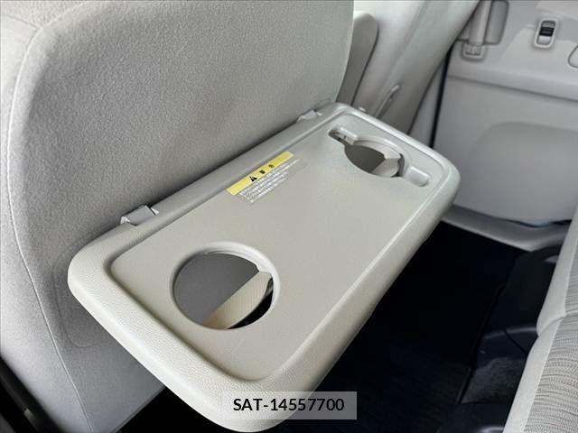 Mitsubishi EK SPACE 2016-08 8412142-22
