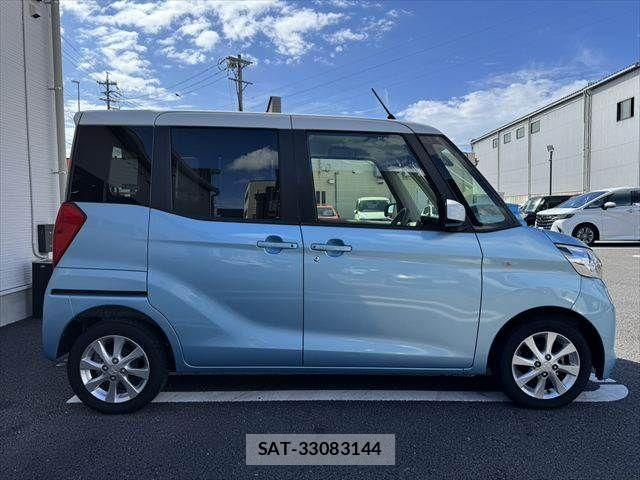 Mitsubishi EK SPACE 2016-11 8457397-11