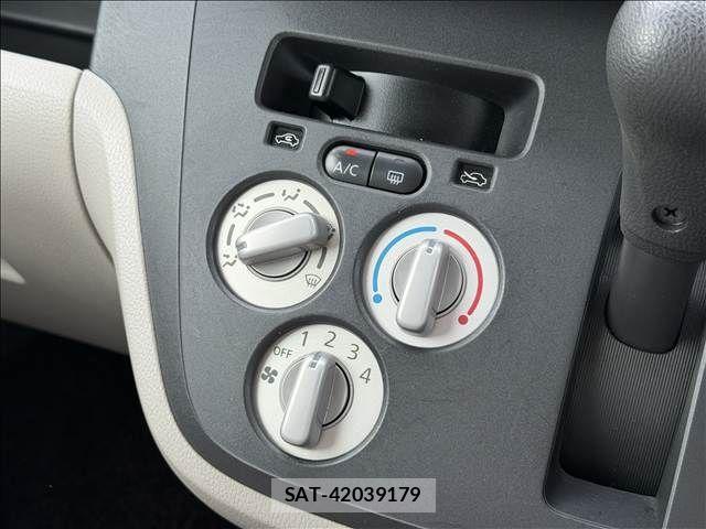 Mitsubishi EK SPACE 2014-05 8658877-12