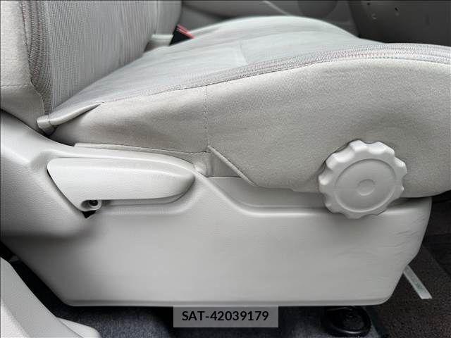 Mitsubishi EK SPACE 2014-05 8658877-16