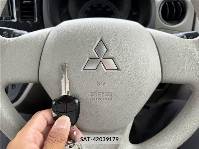 Mitsubishi EK SPACE 2014-05 8658877-17