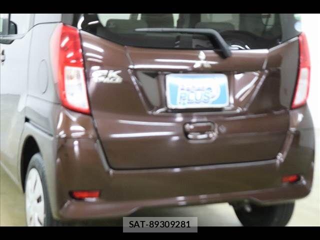 Mitsubishi EK SPACE 2016-03 8828851-16