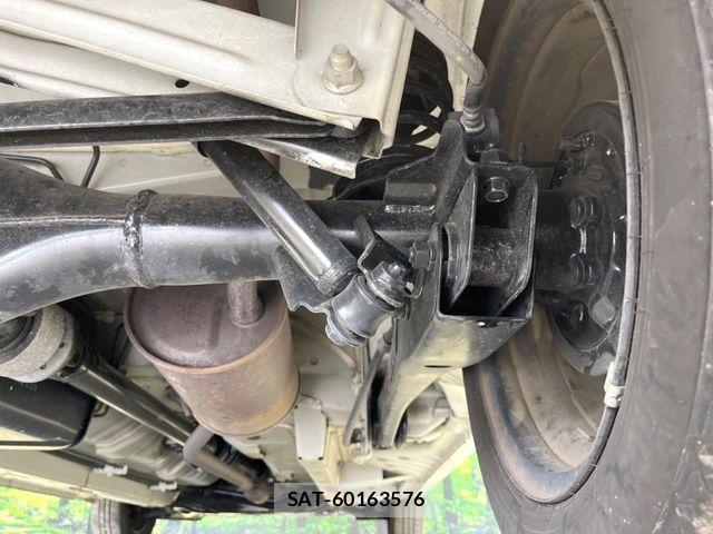 Mitsubishi EK SPACE 2015-05 6751410-19