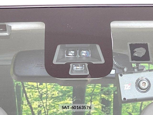 Mitsubishi EK SPACE 2015-05 6751410-4
