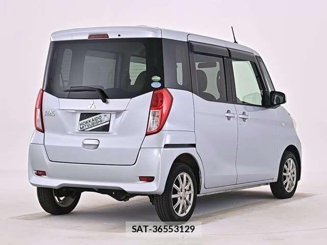 Mitsubishi EK SPACE 2016-03 7217852-17
