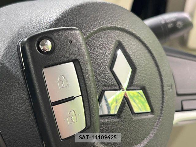 Mitsubishi EK SPACE 2025-01 8658876-6