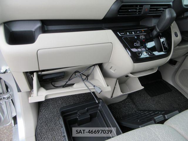 Mitsubishi EK SPACE 2023-07 8741822-11