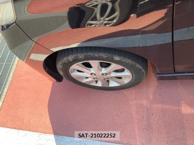 Mitsubishi EK SPACE 2015-07 7217857-8