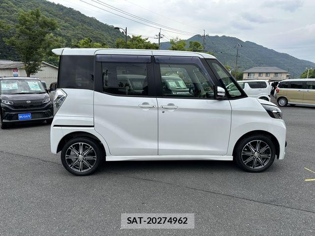 Mitsubishi EK SPACE 2018-01 7454087-3