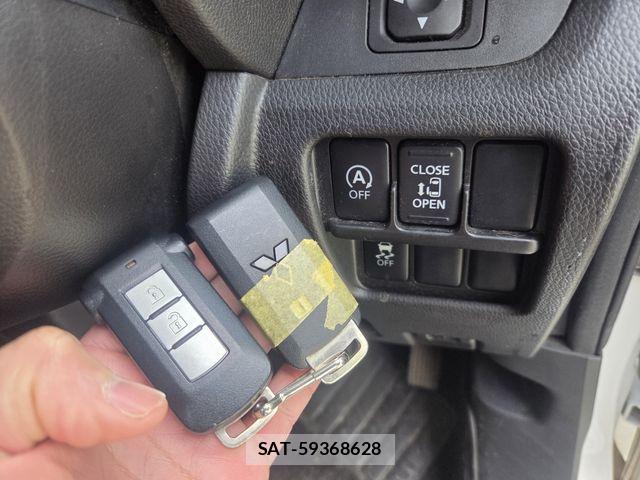 Mitsubishi EK SPACE 2014-05 7722924-4