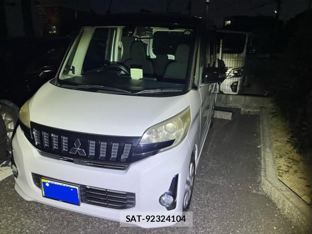 Mitsubishi EK SPACE 2015-08 8207370-0
