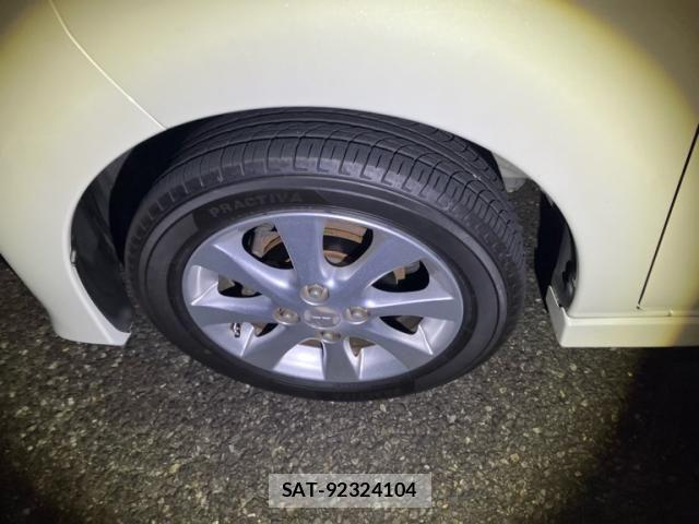 Mitsubishi EK SPACE 2015-08 8207370-7