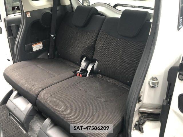 Mitsubishi EK SPACE 2014-04 8207369-12