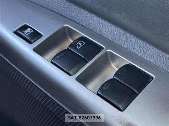 Mitsubishi EK SPACE 2014-03 8335660-28