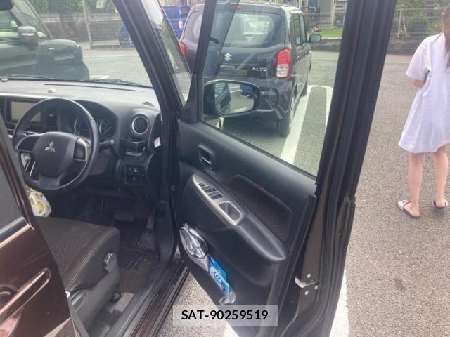 Mitsubishi EK SPACE 2016-10 8371621-11